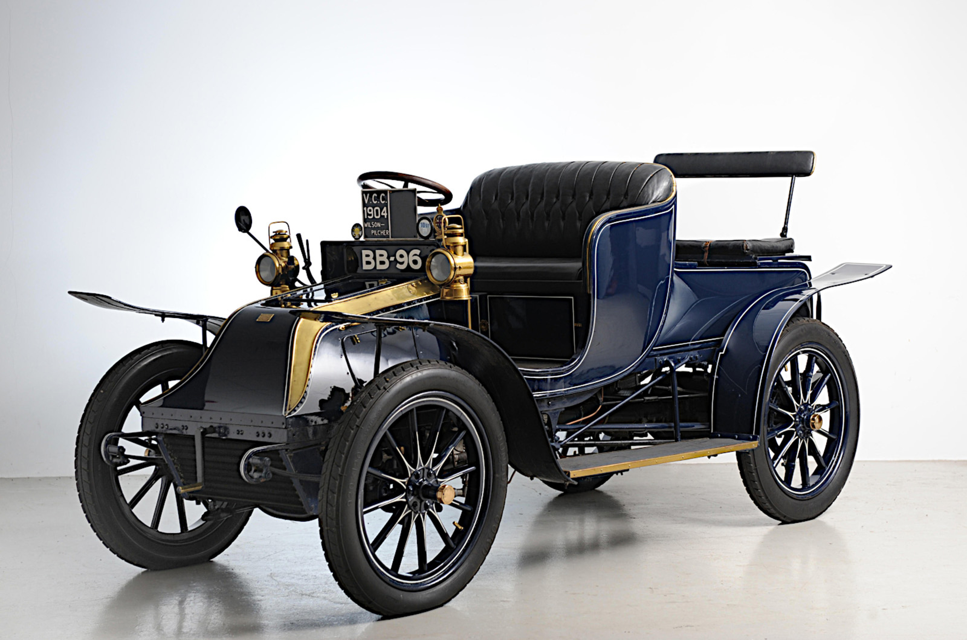 29 cars with flat-six engines