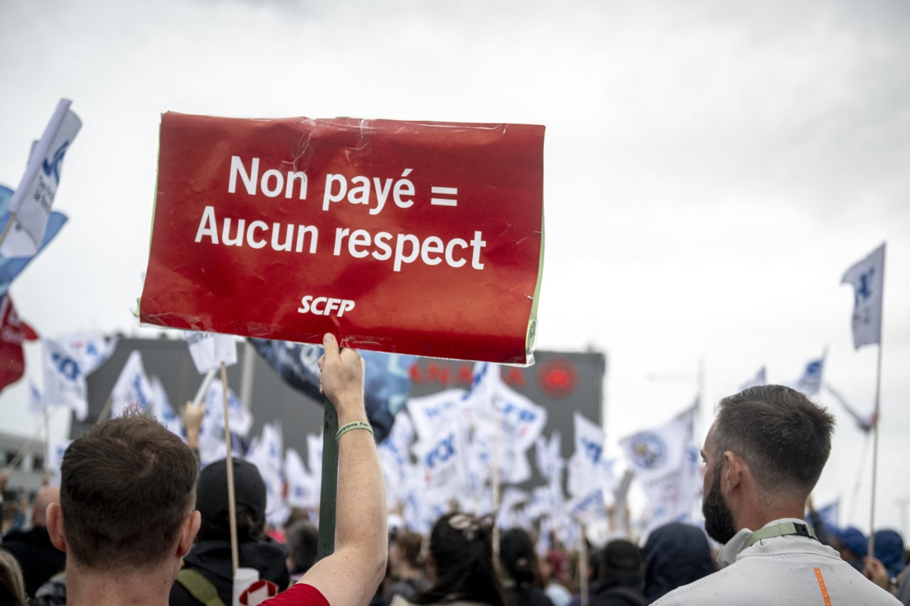 Air Canada Flight Attendants to Defy Back to Work Order