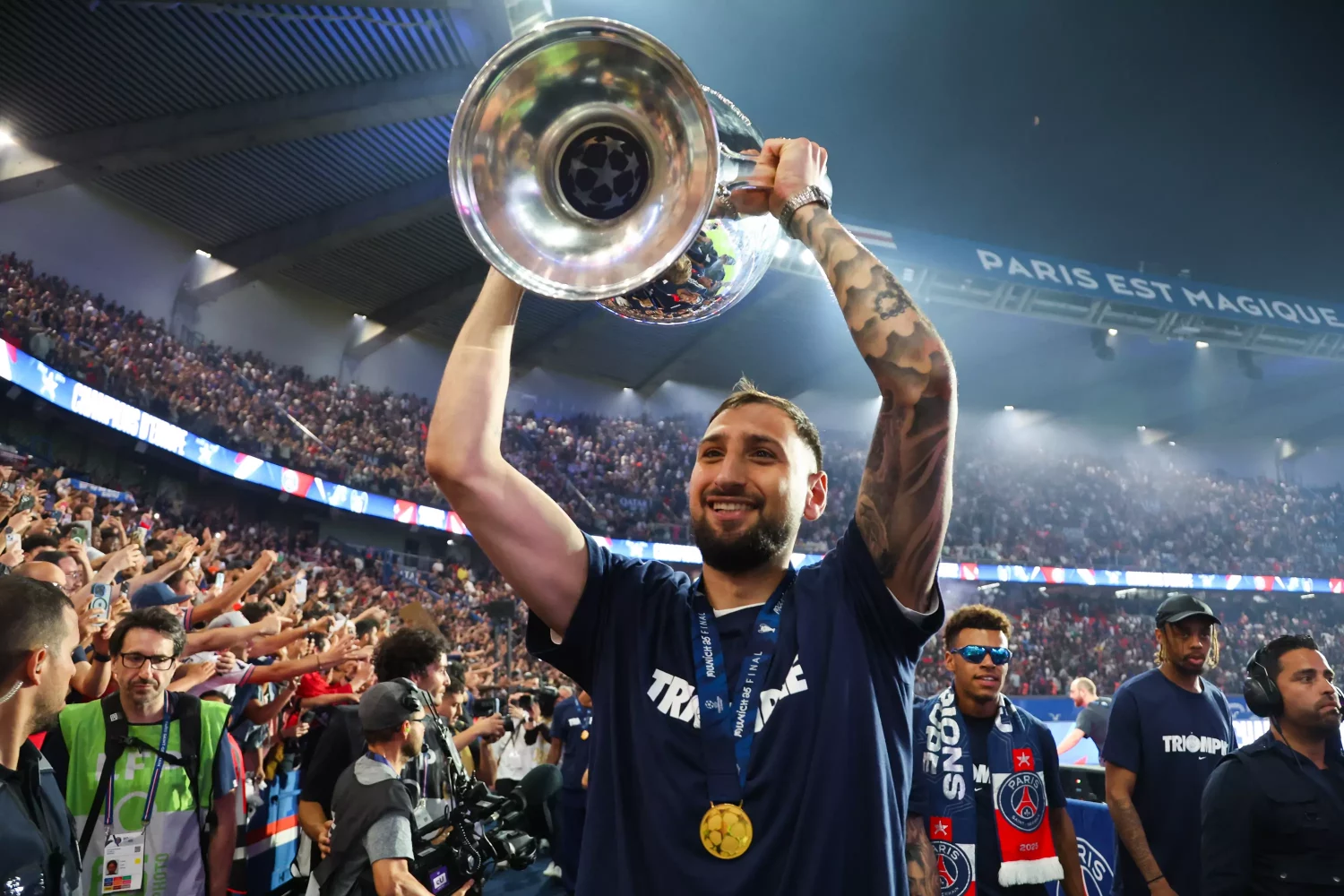CUP wants a final farewell to the “legend” Donnarumma