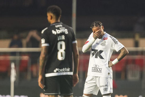 Choro de Neymar foi destaque na imprensa internacional. Foto: Daniel Teixeira/Estadão