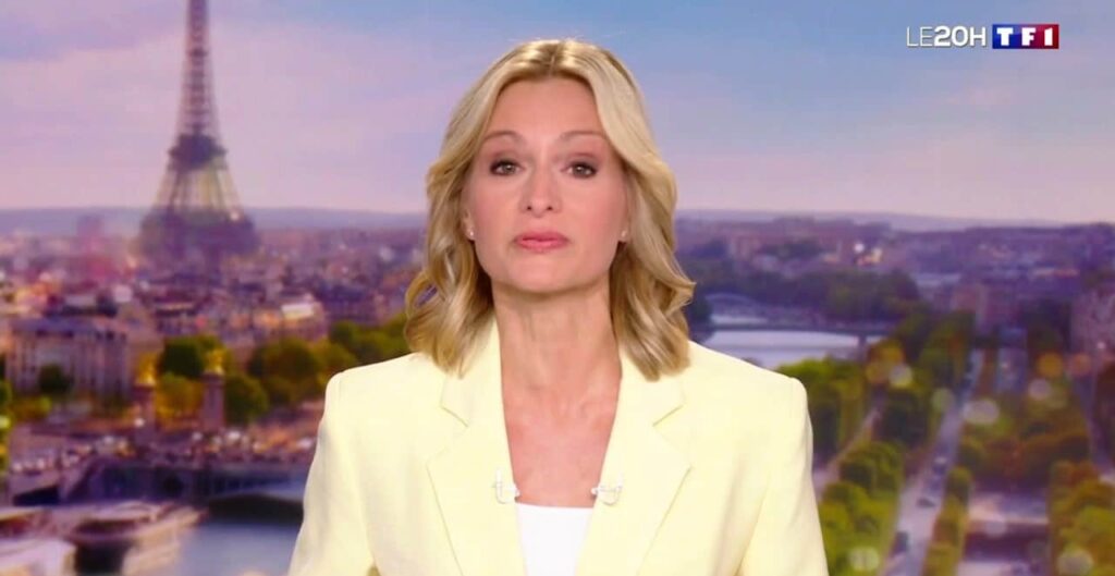 Je l'aime éperdument", Audrey Crespo-Mara fond en larmes pour son dernier  JT de TF1