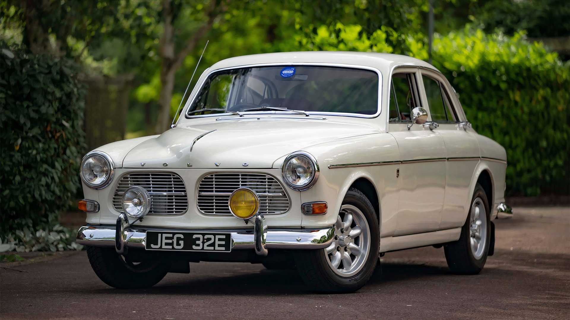 Bonhams-Volvo