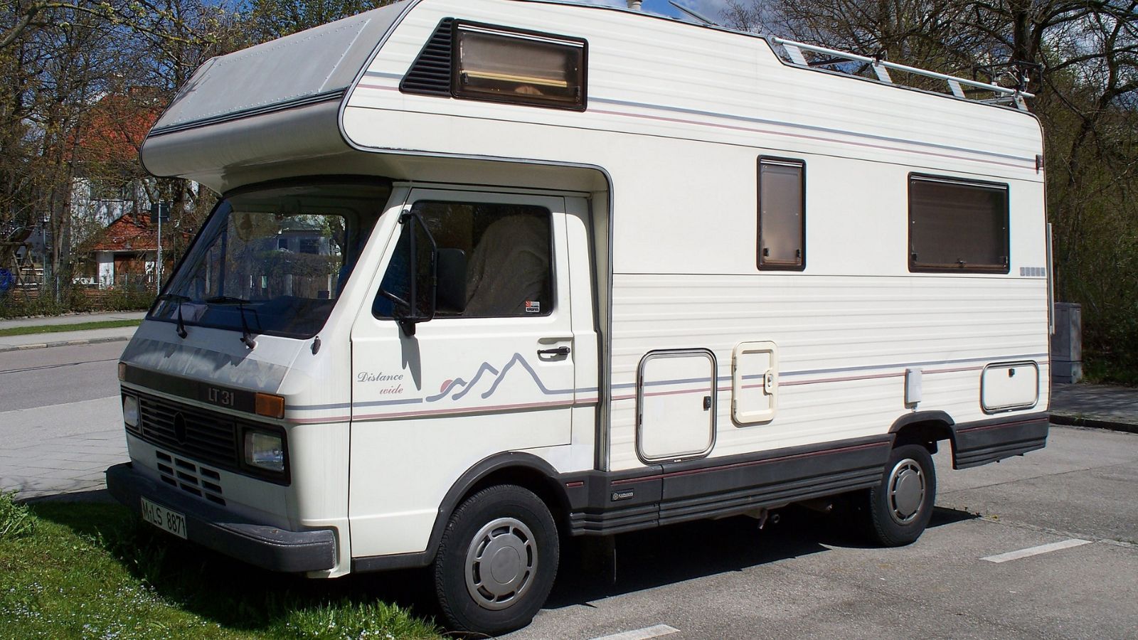 Planning an RV trip in Canada? These tips can save you time and money