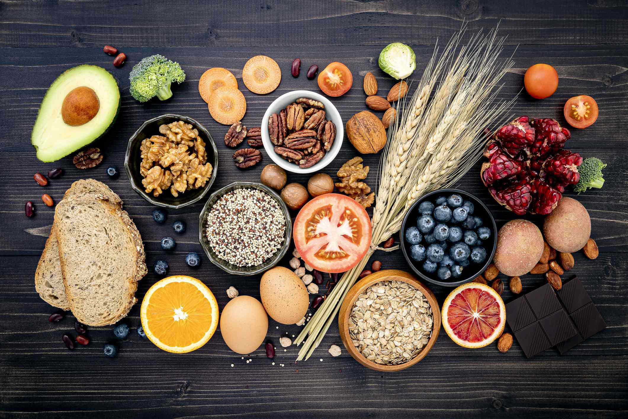 Dietitians Share Their Favorite High Fiber Snacks for a Healthier Diet Dietitians Share Their Favorite High Fiber Snacks for a Healthier Diet