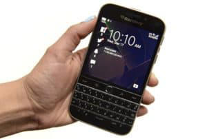BlackBerry Is Back (Sort Of) as Zinwa Q25 Pro With Android OS