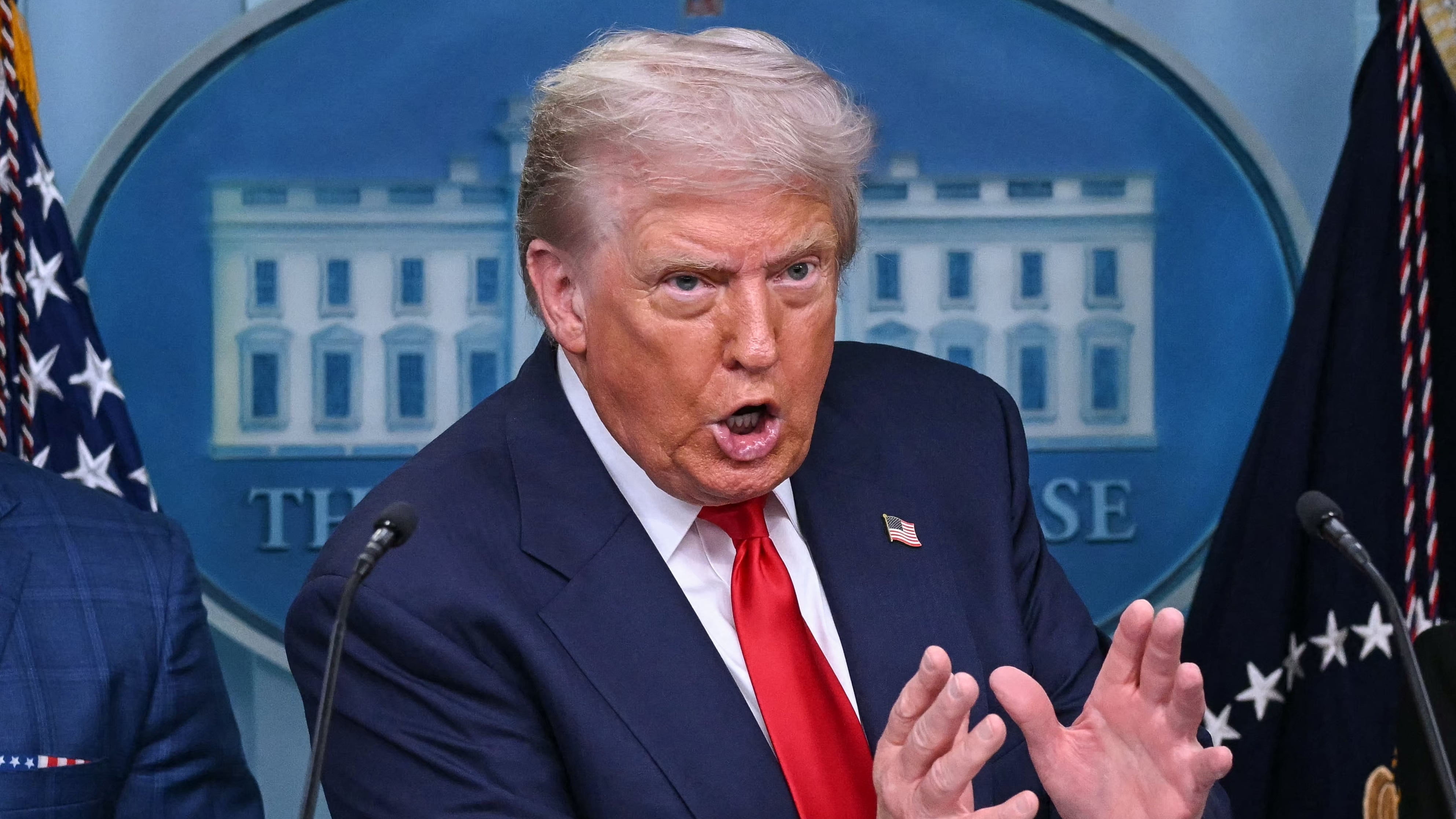 Putlocker Li: The Movie Industry Is TERRIFIED Of This Website, Here's Why.