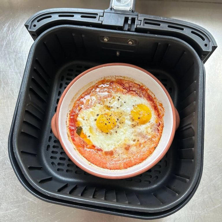 4 stampi per friggitrice ad aria, antiaderenti, in silicone, riutilizzabili, per friggere uova, pancake, mini hamburger, forno a microonde