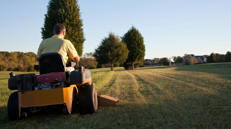 The Hidden Downsides To Zero-Turn Lawn Mowers