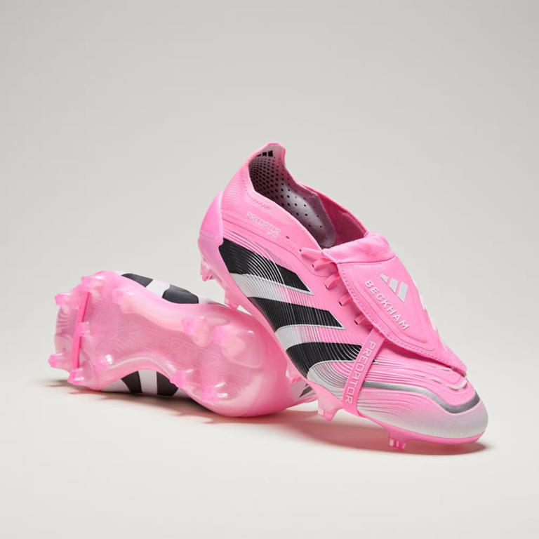 ベッカム✖️ジダンモデルadidas 激レア✨スパイク ベッカムとジダンが愛したアディダス「プレデター」の生誕25周年
