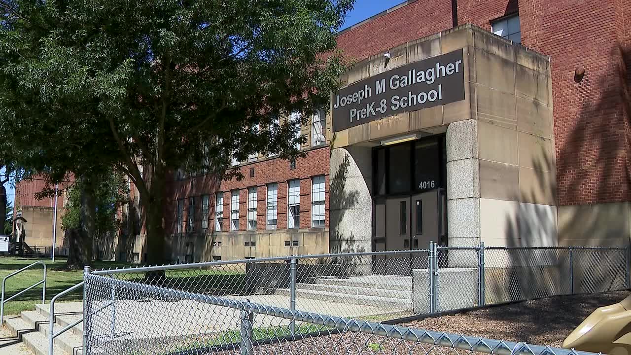 Two CMSD teachers killed in car crash after dropping son off at college(02)