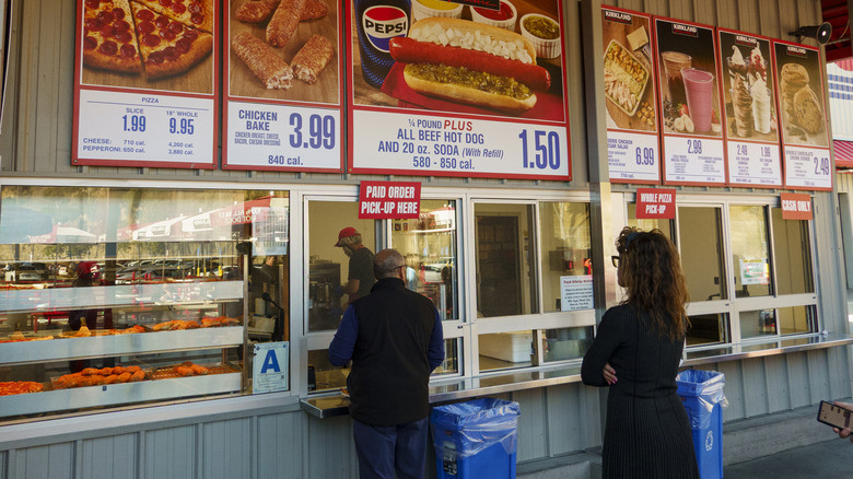 Why Costco Quietly Removed Cheeseburgers From Its Food Courts Why Costco Quietly Removed Cheeseburgers From Its Food Courts