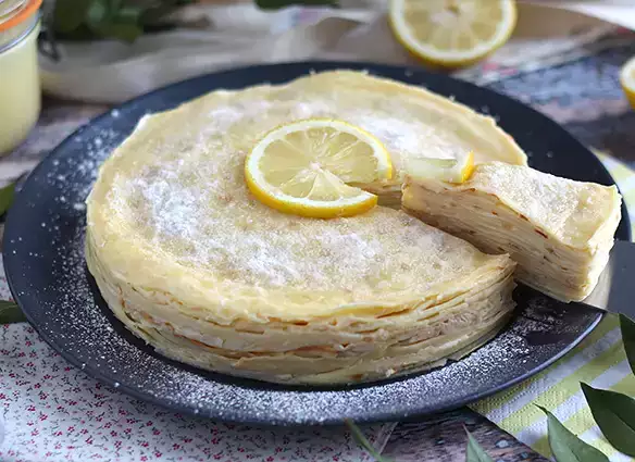 Pfannkuchen mit zitrone