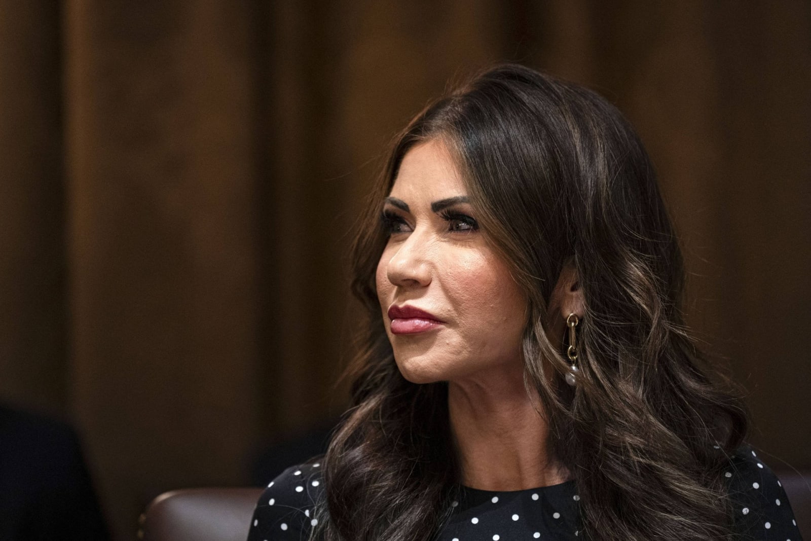 A Department of Homeland Security spokesperson said DHS Secretary Kristi Noem’s new living arrangement is temporary. By: Al Drago – Pool via CNP / MEGA