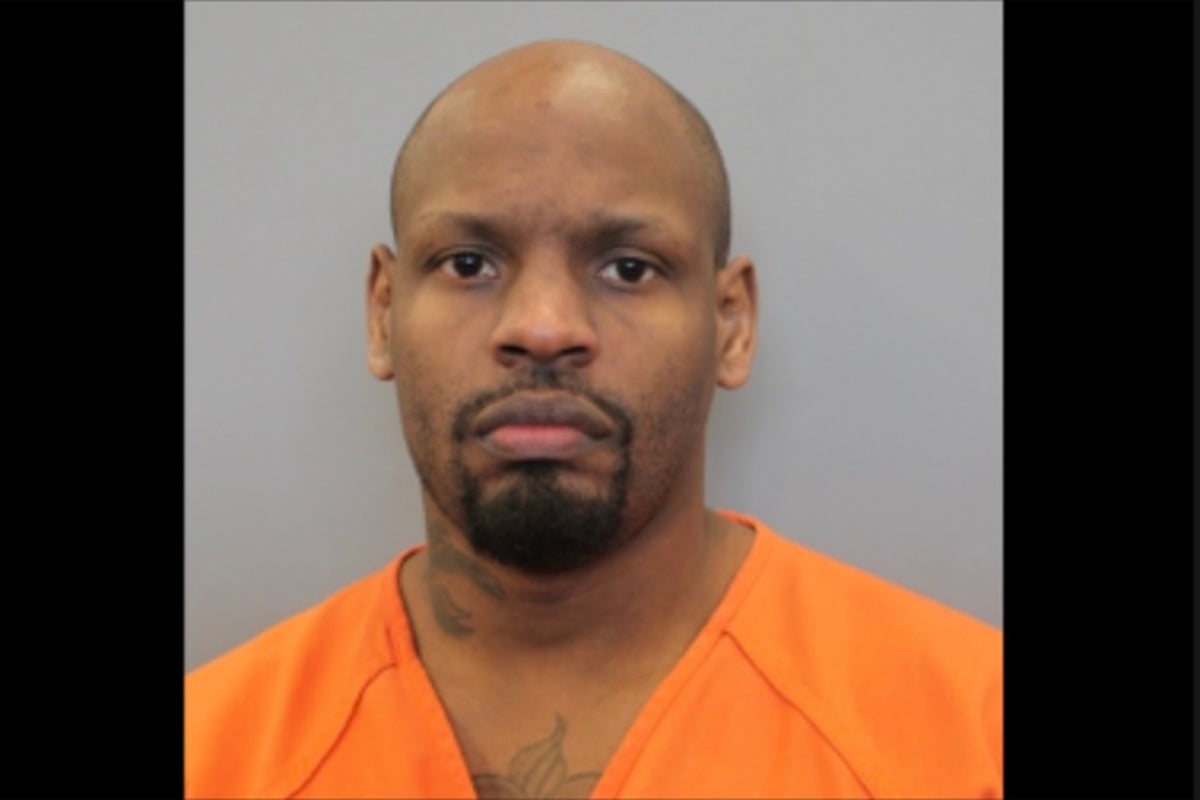 Police launch desperate manhunt for suspect mistakenly released from