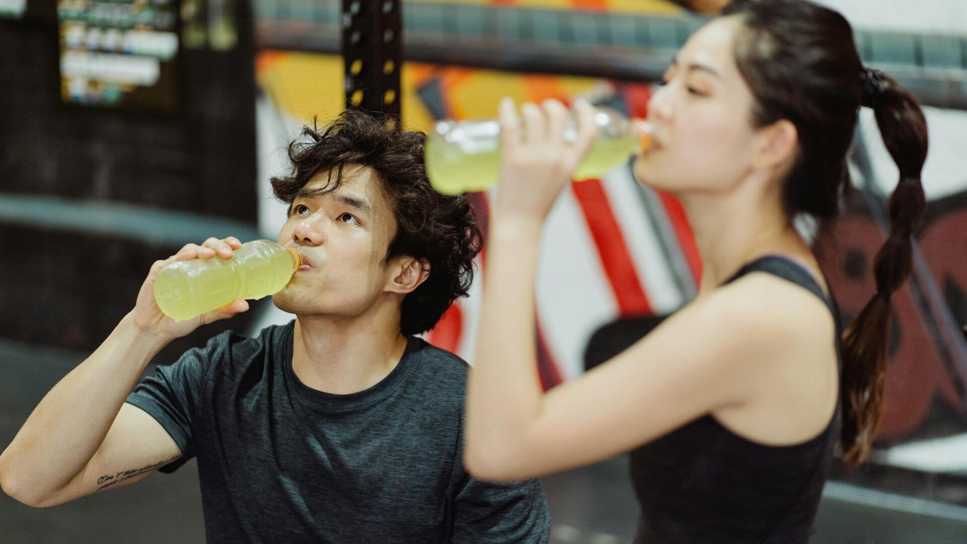 El equilibrio de electrolitos es esencial para la hidratación, la función muscular y la transmisión nerviosa/Foto: Canva