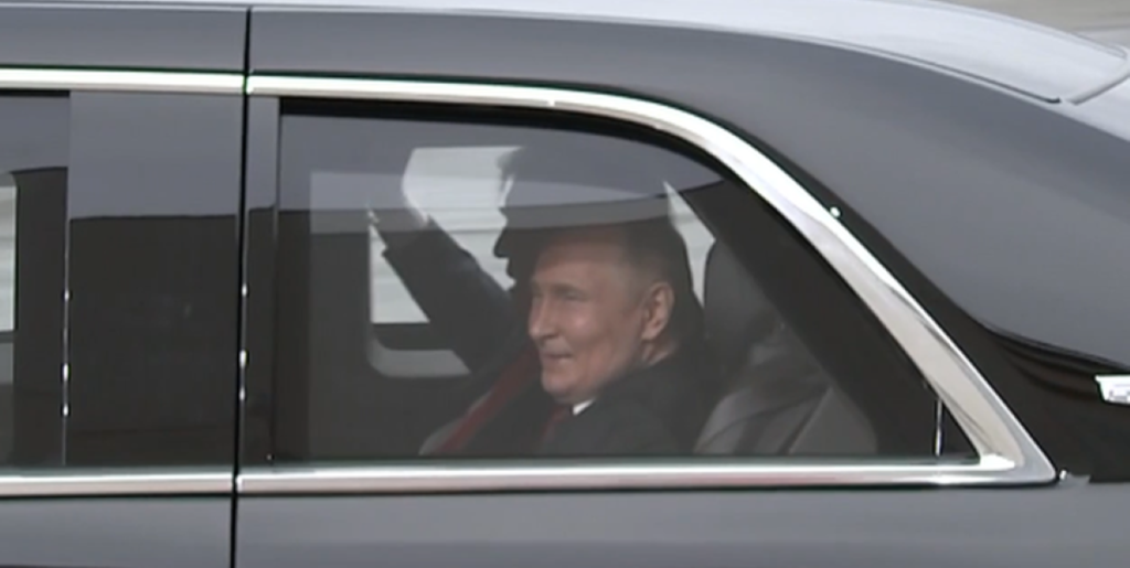 Even Putin feels the economic squeeze as luxury limo project cancelled