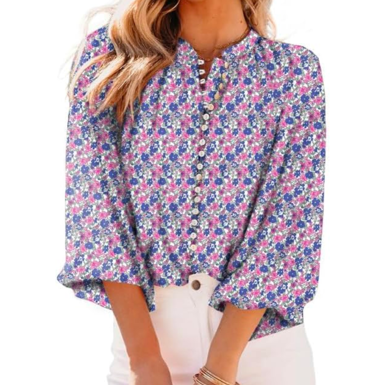 Easily Style These Tops in Pretty Colors and Florals Easily Style These Tops in Pretty Colors and Florals