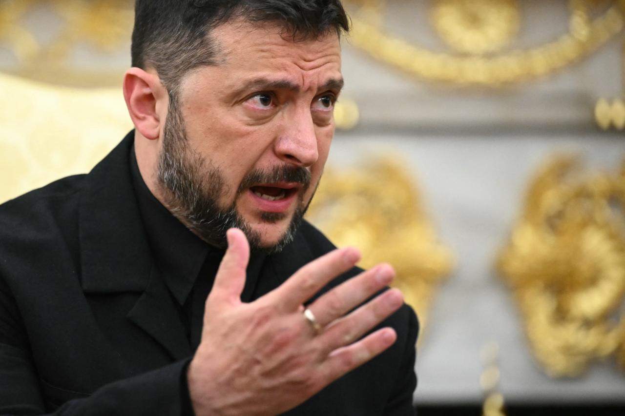 Trump Pushes for Peace Summit With U.S., Russia and Ukraine