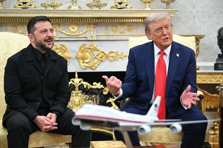 Image hình ảnh Viktor Anisimov - Ông Zelensky 'đóng nguyên cây đen' đến Nhà Trắng, ông Trump khen