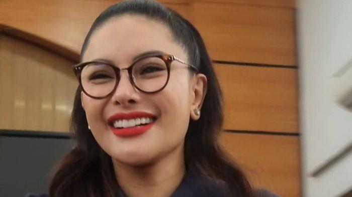 Asal Usul Harta Nikita Mirzani Terungkap di Persidangan Reza Gladys, Isi Rekening Bank Terbongkar