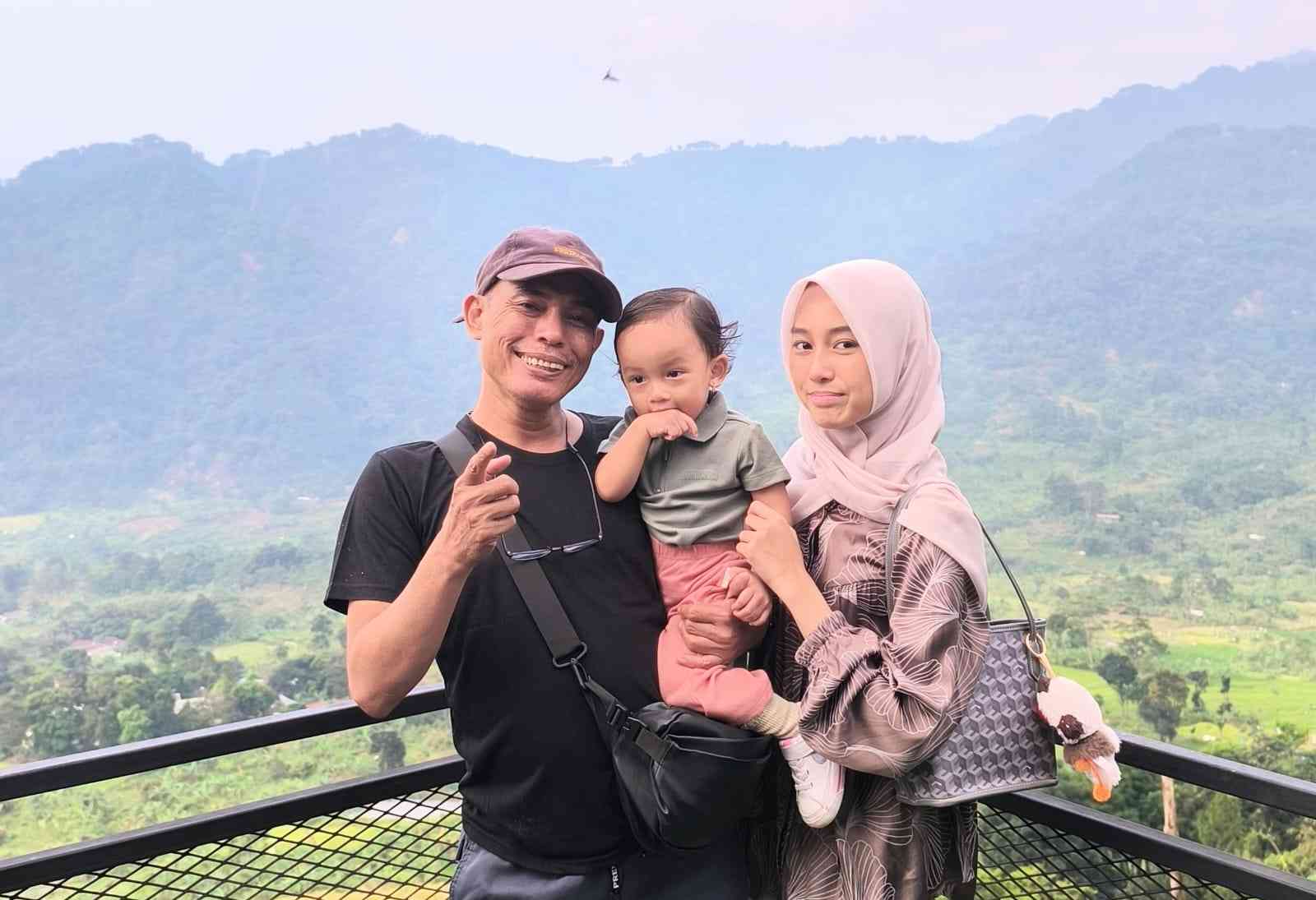 Wejangan Kakek untuk Aleena dan Farah