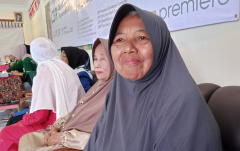 Janda Veteran Surabaya Berjualan Nasi Lodeh untuk Bertahan Hidup