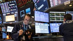 Pasar Asia Tertekan, Investor Menanti Sinyal The Fed di Jackson Hole 2025