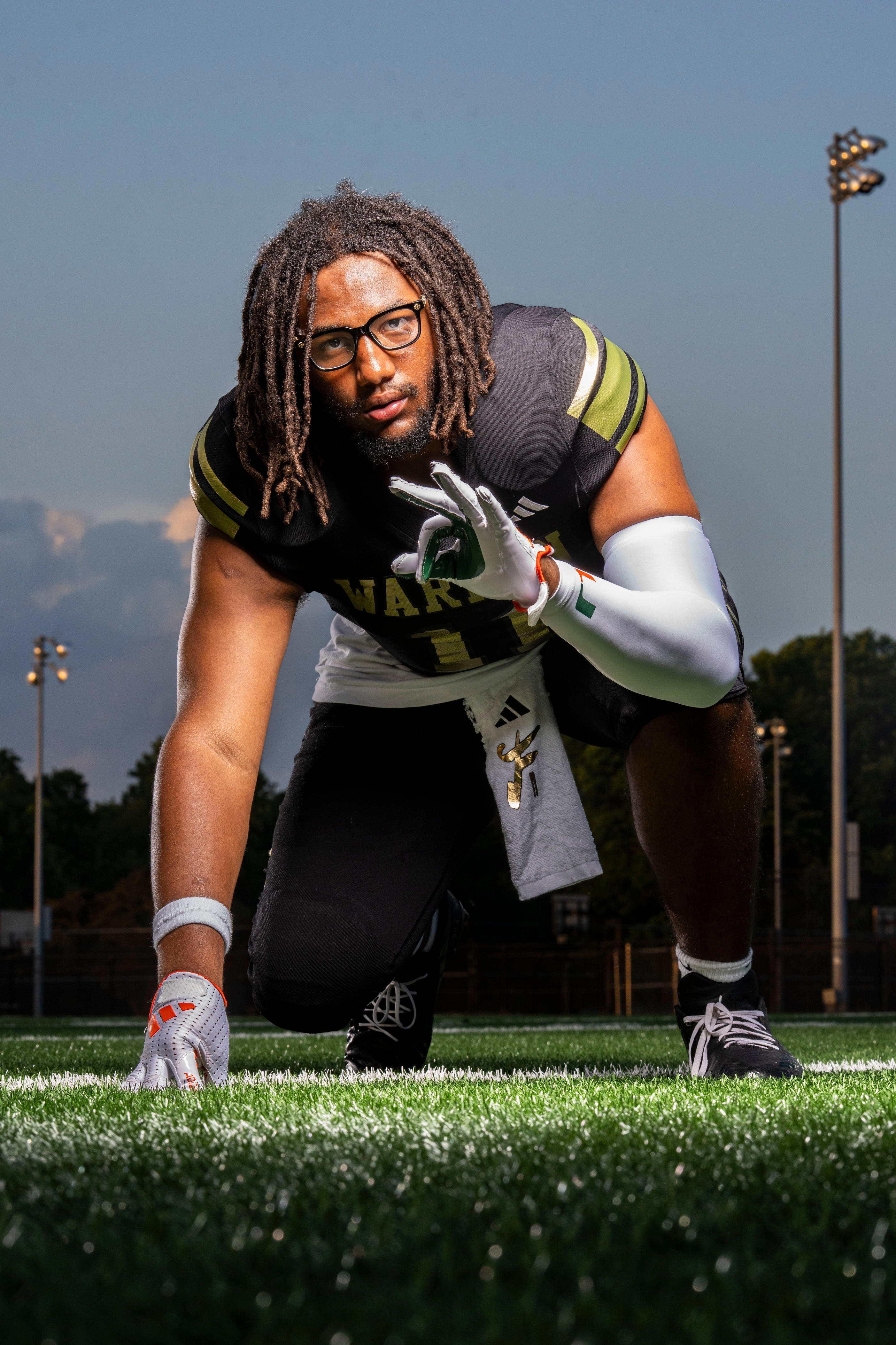 DL JJ Finch flips from Alabama to Tennessee football on signing day