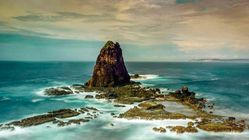 Pantai Terdekat dengan Penginapan di Jatim 2025: Nyaman untuk Pasangan, Mulai dari Cottage hingga Vi