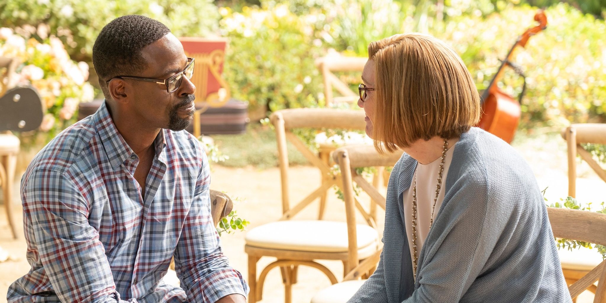 Mandy Moore Joins Dan Fogelman’s New Hulu Football Drama