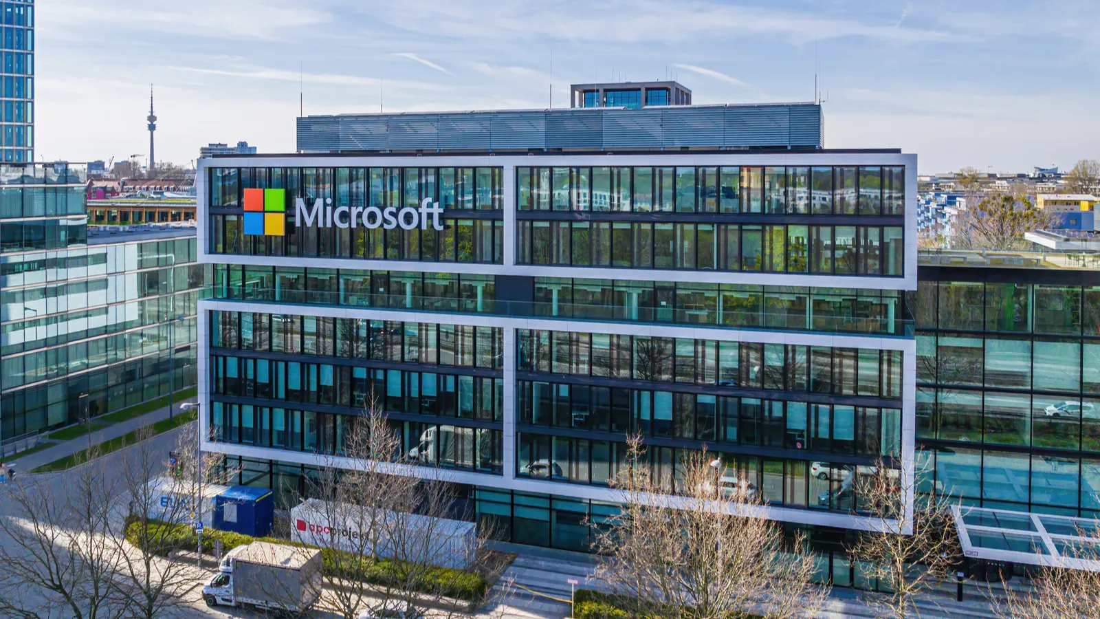 Microsoft warns Windows 11 users not to try this risky move
