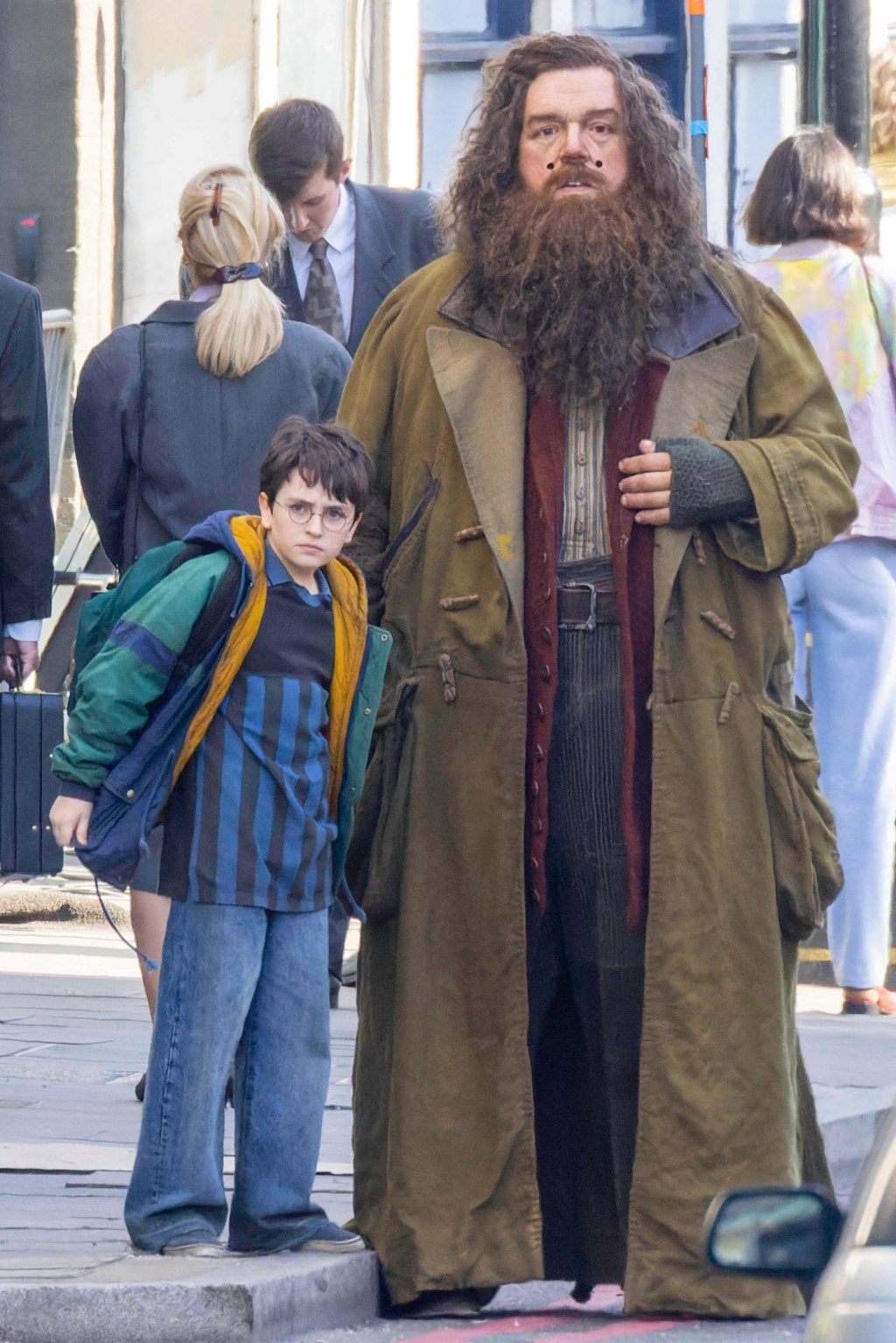 New Harry Potter and Hagrid seen filming HBO series in London for the ...