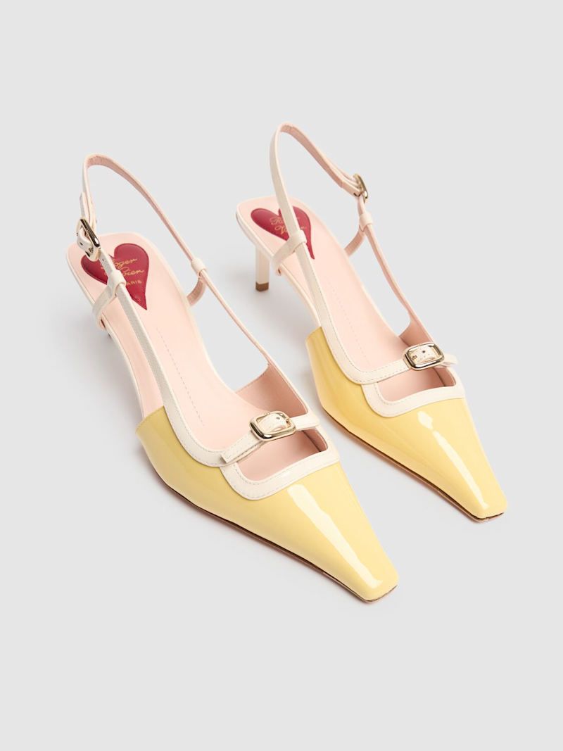 En un look, Bella Hadid confirme la tendance kitten heels