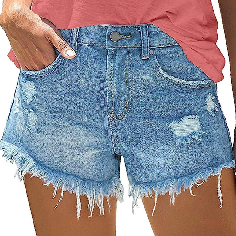 Easily Wear These New Pair of Jean Shorts for Casual Outfits Easily Wear These New Pair of Jean Shorts for Casual Outfits