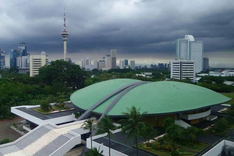 Ojol ke DPR, Keluhkan Potongan 10 Persen dan Minta Gaji Sesuai UMP