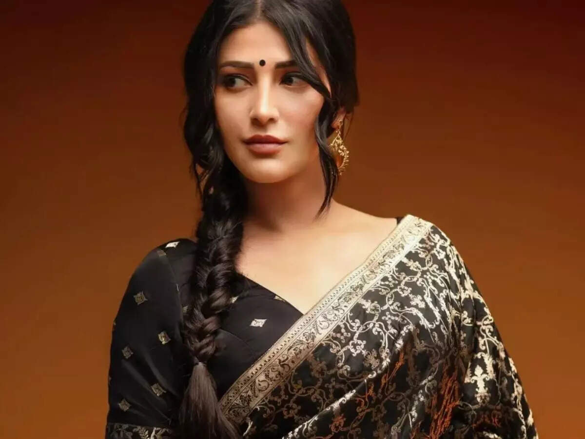 Coolie actress Shruti Haasan reveals four reasons why South stars stand out  from Bollywood actors, image size:1200x900