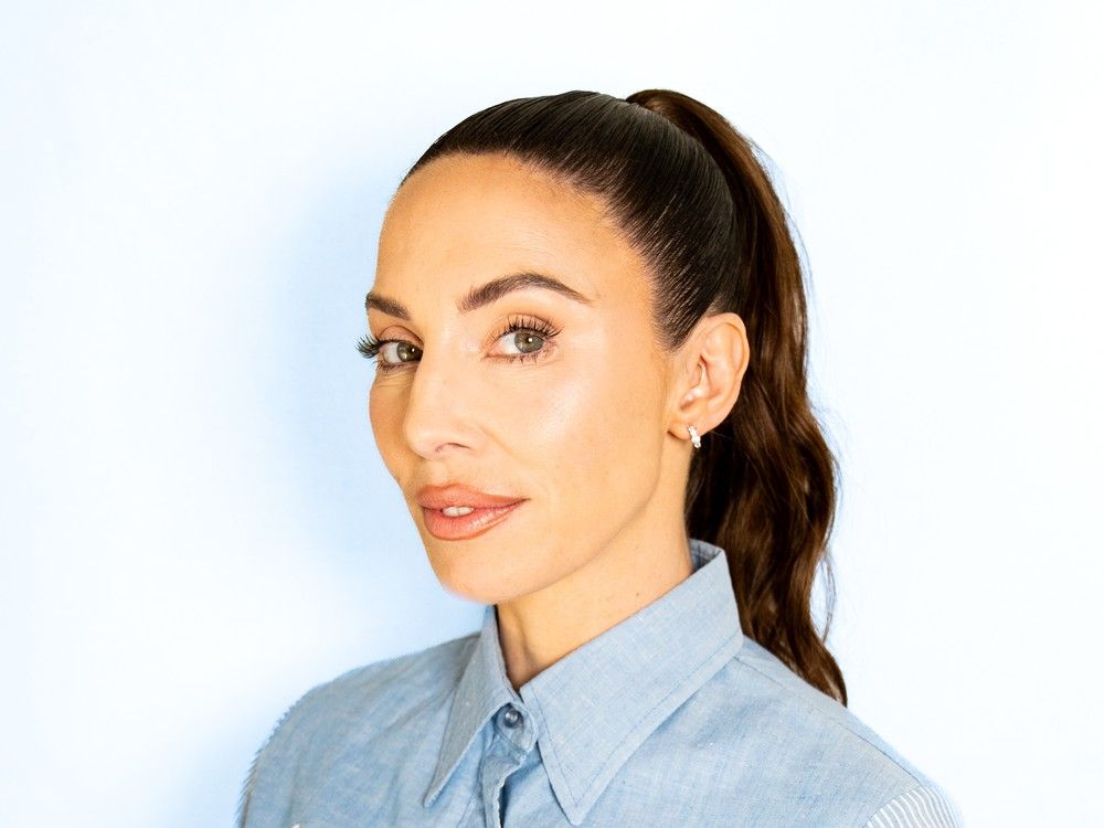 Whitney Cummings says motherhood has made her a braver comedian