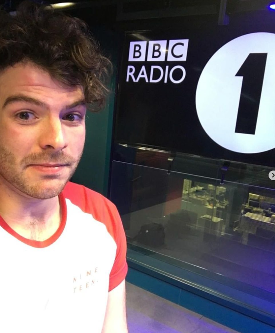 Trump calls on Fed Governor Cook to resign