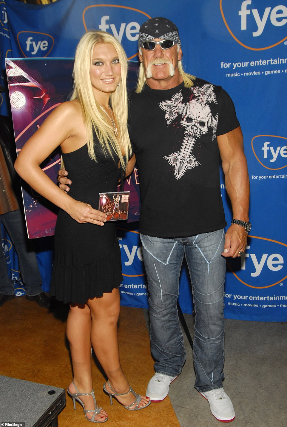 Hulk Hogan's daughter makes more claims on her father's death