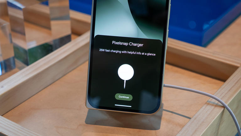 Pixel 10 users say the December update broke Pixel Stand support