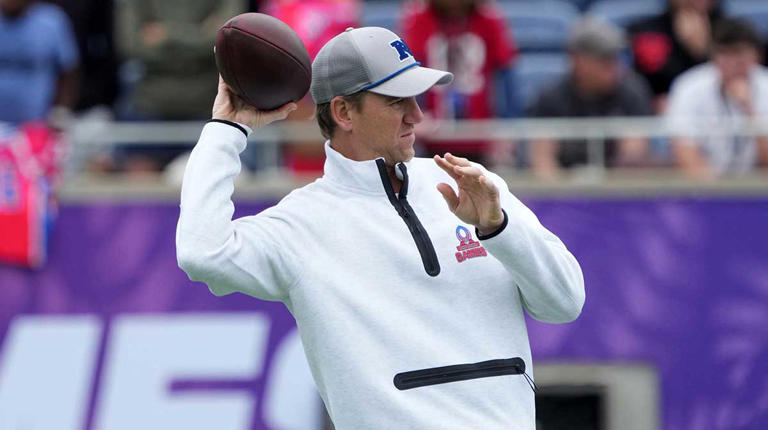 Glen Powell, Eli Manning grace magazine cover for Chad Powers