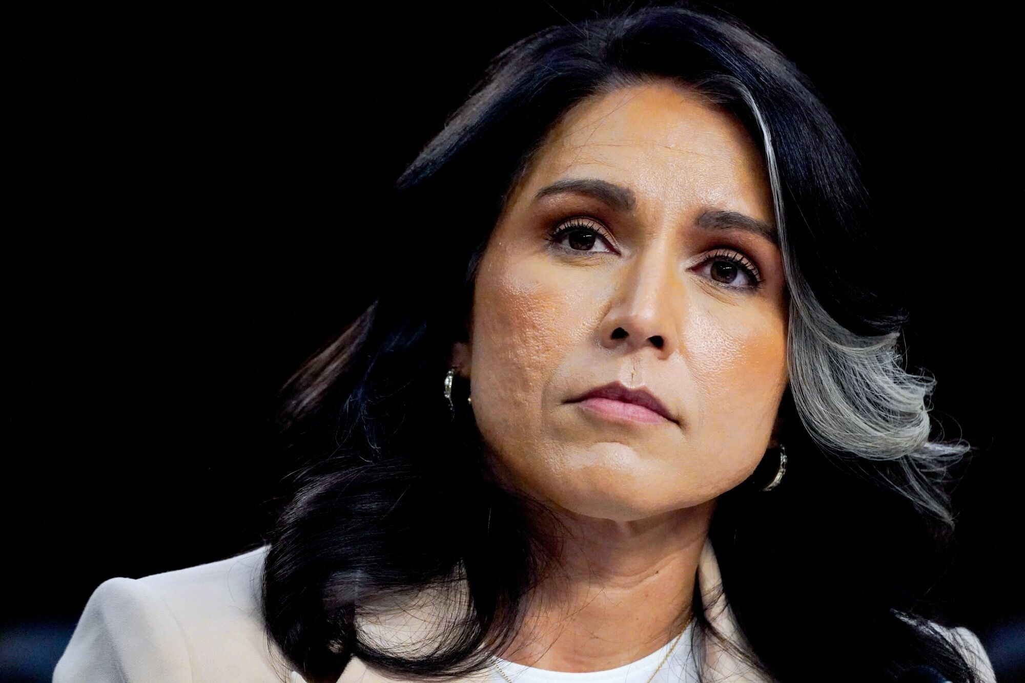 Tulsi Gabbard Resigns as Director of National Intelligence
