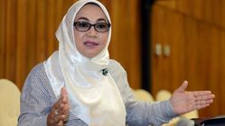 Siapa Suami Sadarestuwati? Ini Biodata Anggota DPR yang Viral Joget