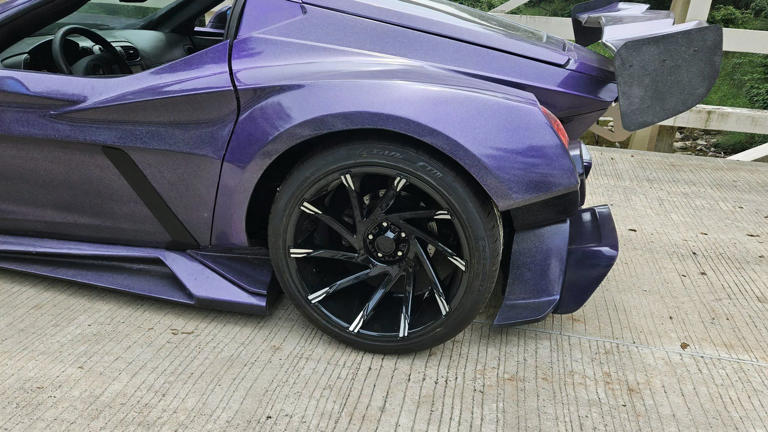 Valarra-Bodied 2006 Chevrolet Corvette For Sale