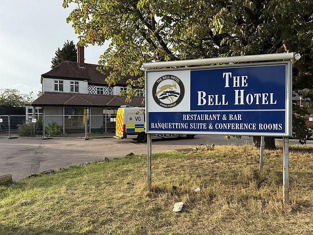 Government launches urgent bid to find 5,000 homes for 20,000 asylum ...
