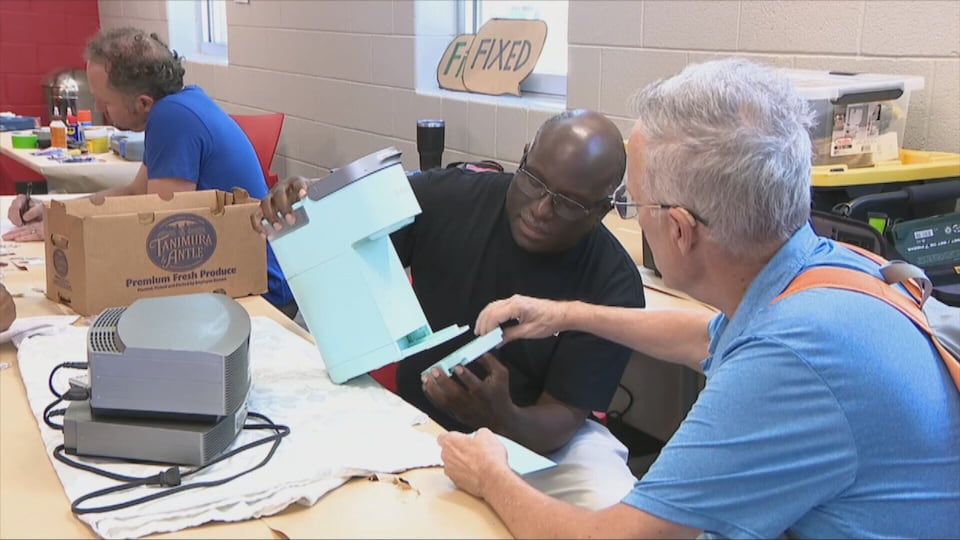 Repair Cafe: How to get your broken items fixed for free
