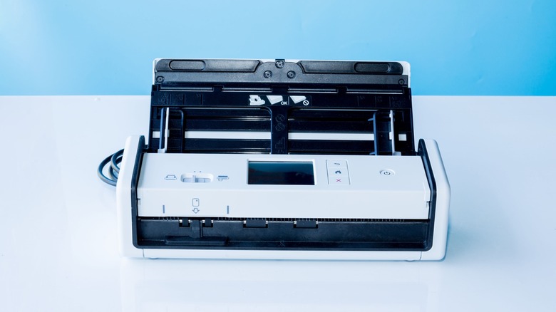 The Reason Why Fax Machines Are Still Used Today May Surprise You
