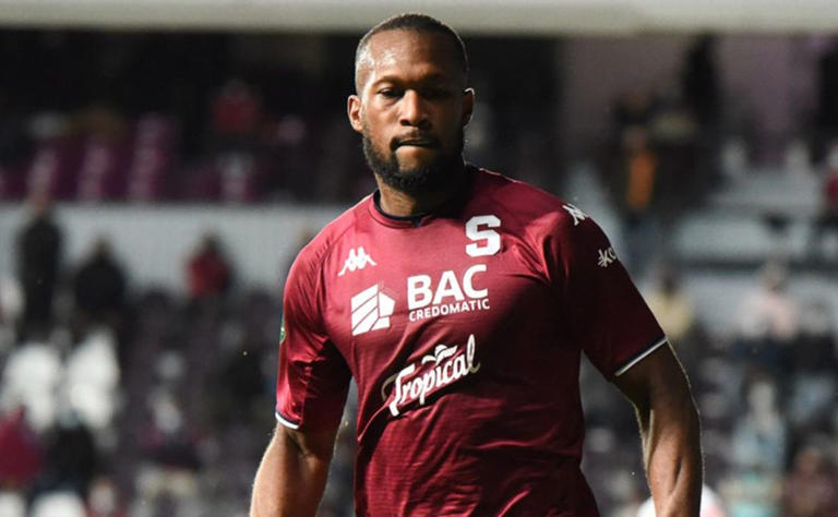 Kendall Waston no duda y expone al culpable de la derrota de Saprissa ante  CAI: “Tiene que meter los goles”