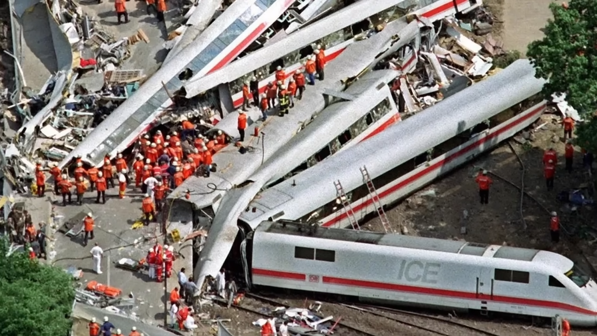 She sat down to read, but minutes later the train was in pieces