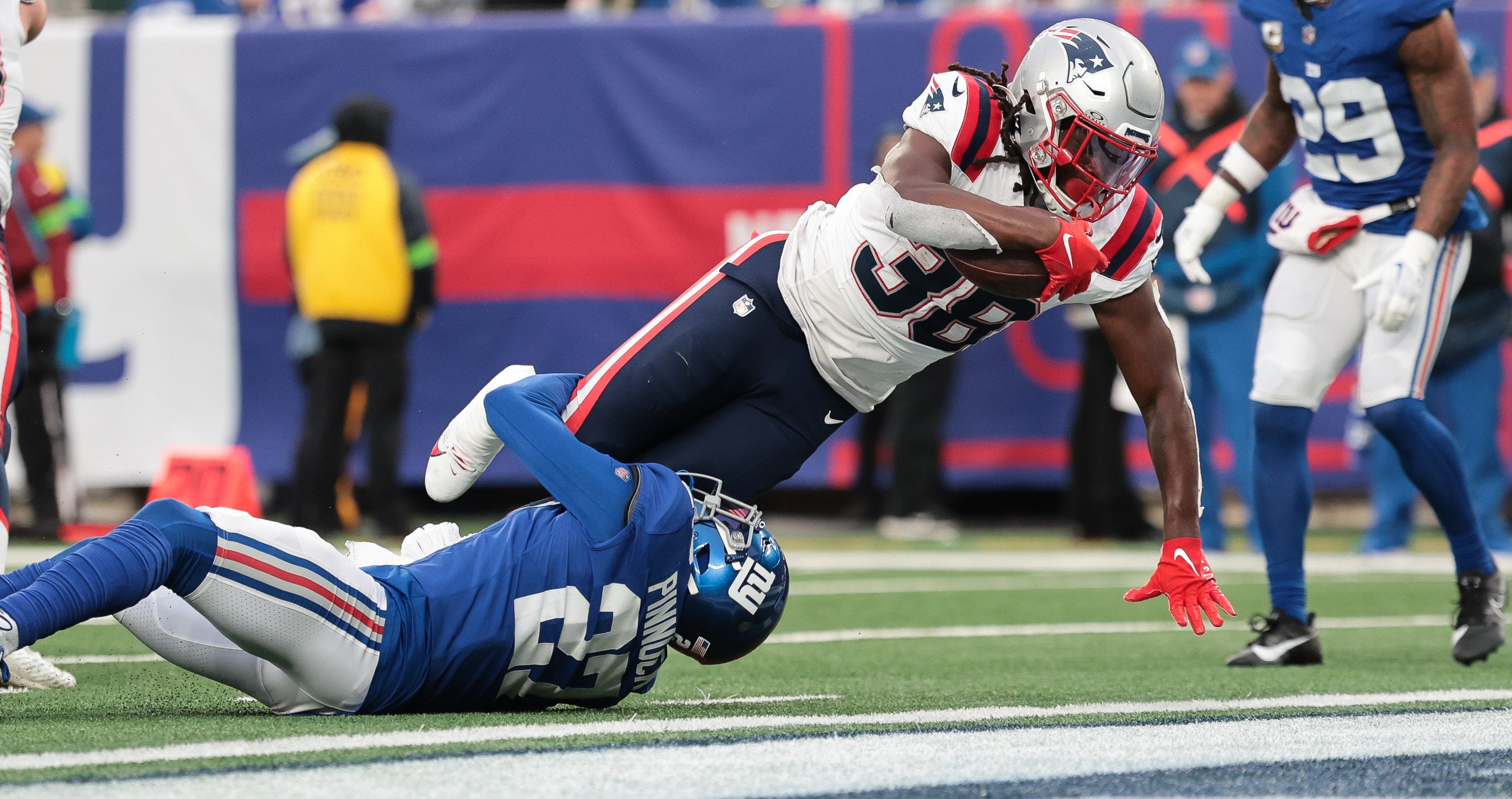 what-channel-is-thursday-night-football-giants-vs-patriots-game-on